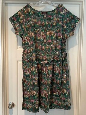 Green Village-Print Casual Dress with Waist Tie
